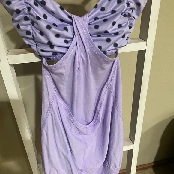 Lululemon Lilac High Noon Dot Hot But Not Tank with a built-in bra- 99 - Picture 6 of 6